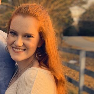 Meet your Posher, Deanna